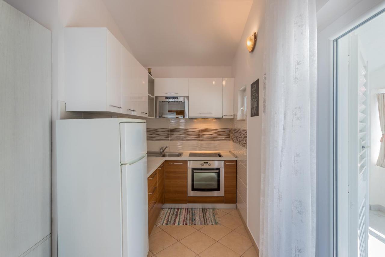 Apartments Drago Kovacic Omis Exterior photo