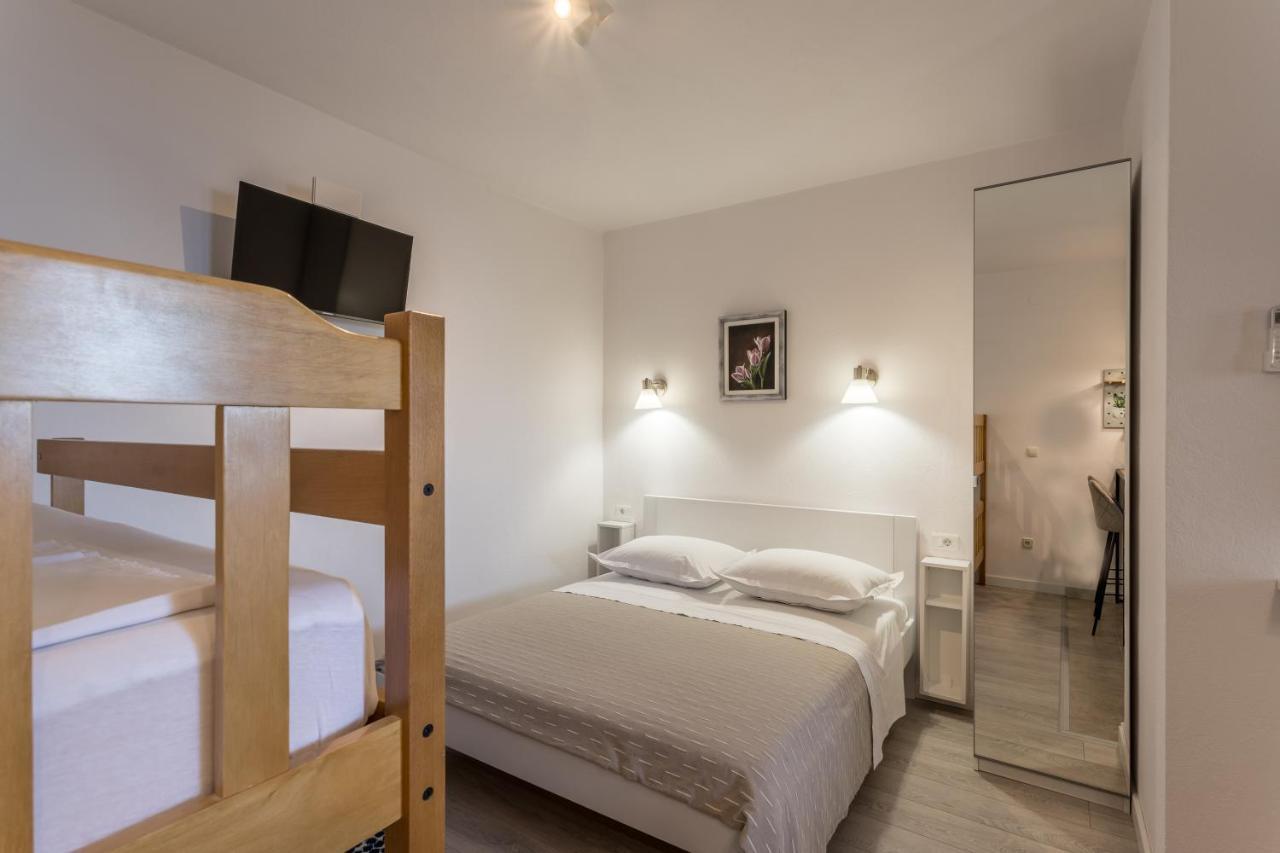 Apartments Drago Kovacic Omis Exterior photo