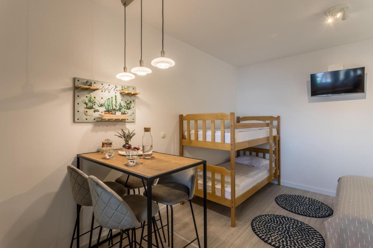 Apartments Drago Kovacic Omis Exterior photo